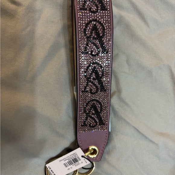 Victoria’s Secret Pink Keychain Accessory - Picture 4 of 4